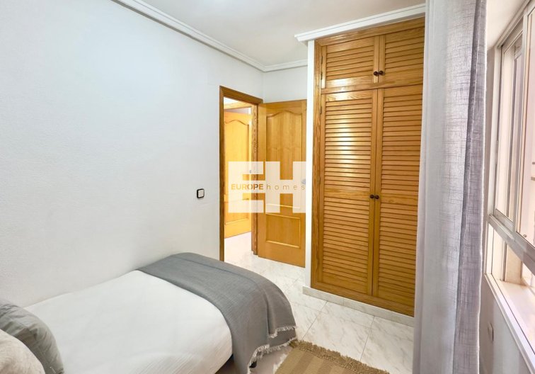 Segunda mano - Apartamento  - Torrevieja - Playa del Cura