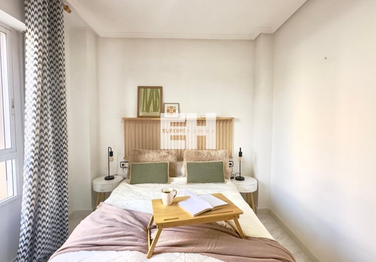 Segunda mano - Apartamento  - Torrevieja - Playa del Cura