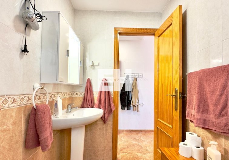Segunda mano - Apartamento  - Torrevieja - Centro