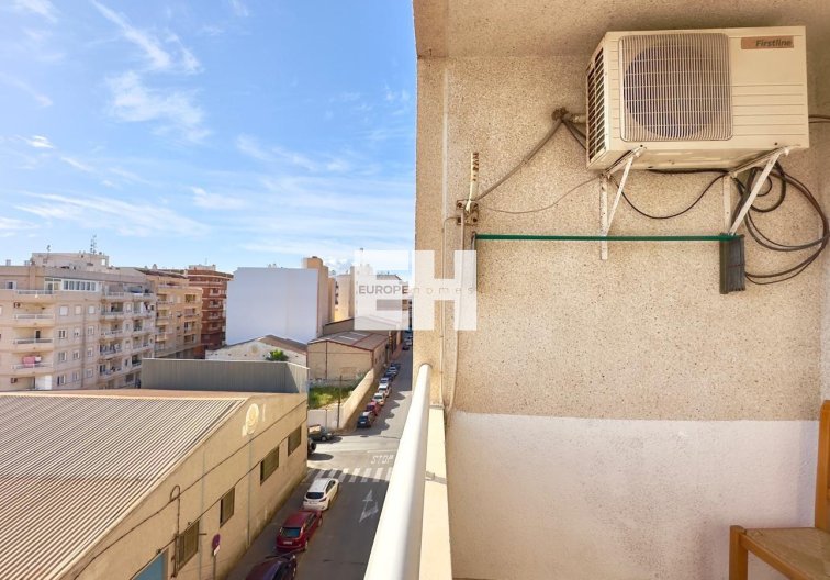 Segunda mano - Apartamento  - Torrevieja - Centro