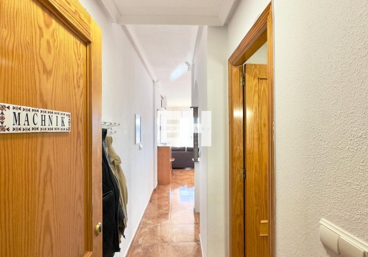 Segunda mano - Apartamento  - Torrevieja - Centro