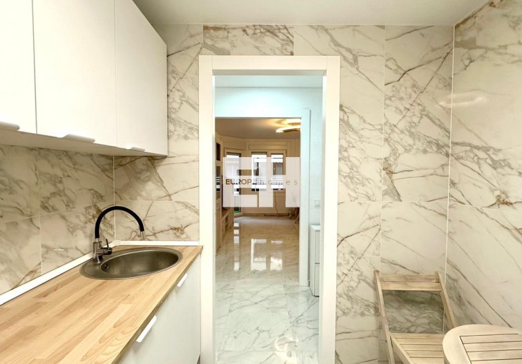 Segunda mano - Apartamento  - Torrevieja - Playa del Cura