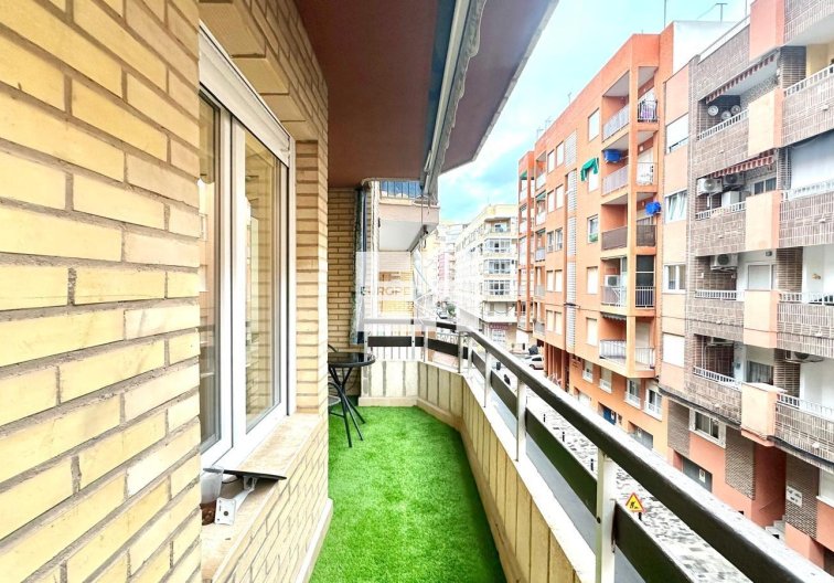 Segunda mano - Apartamento  - Torrevieja - Playa del Cura