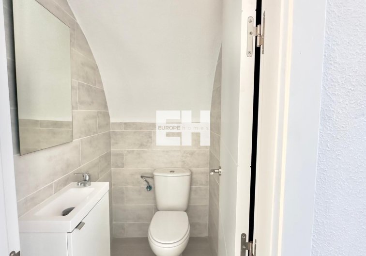 Segunda mano - town house - Torrevieja - La Mata