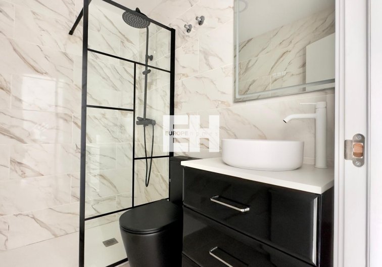 Segunda mano - town house - Torrevieja - La Mata