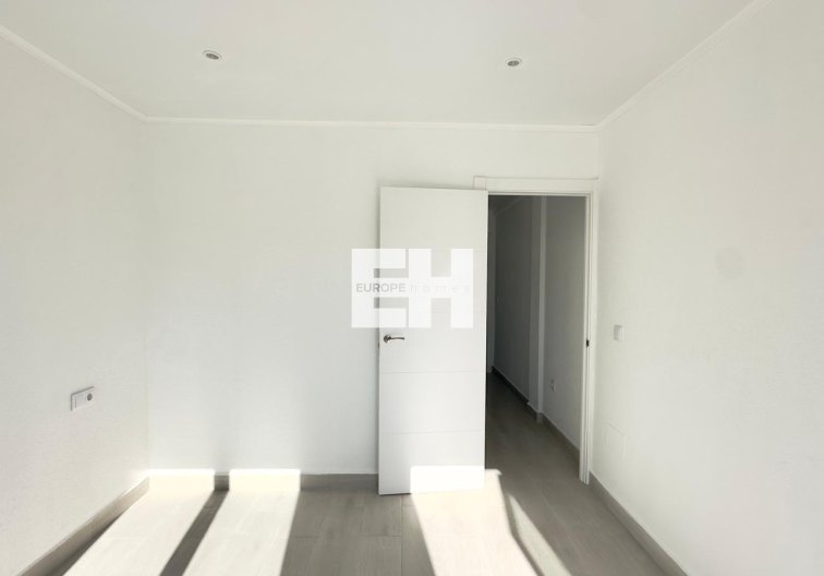 Segunda mano - town house - Torrevieja - La Mata