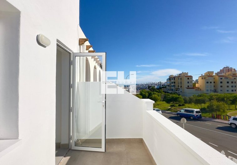 Segunda mano - town house - Torrevieja - La Mata