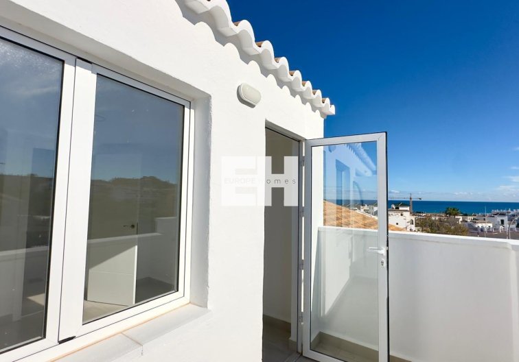 Segunda mano - town house - Torrevieja - La Mata