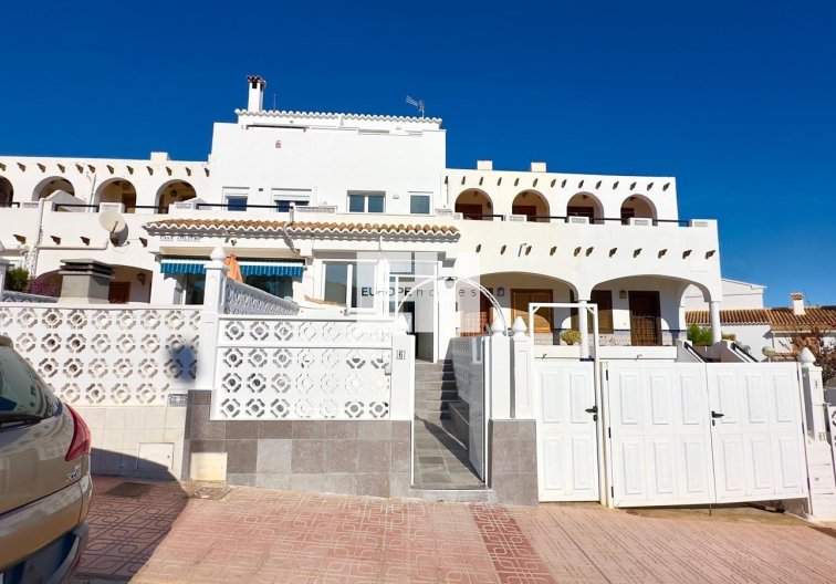 Segunda mano - town house - Torrevieja - La Mata