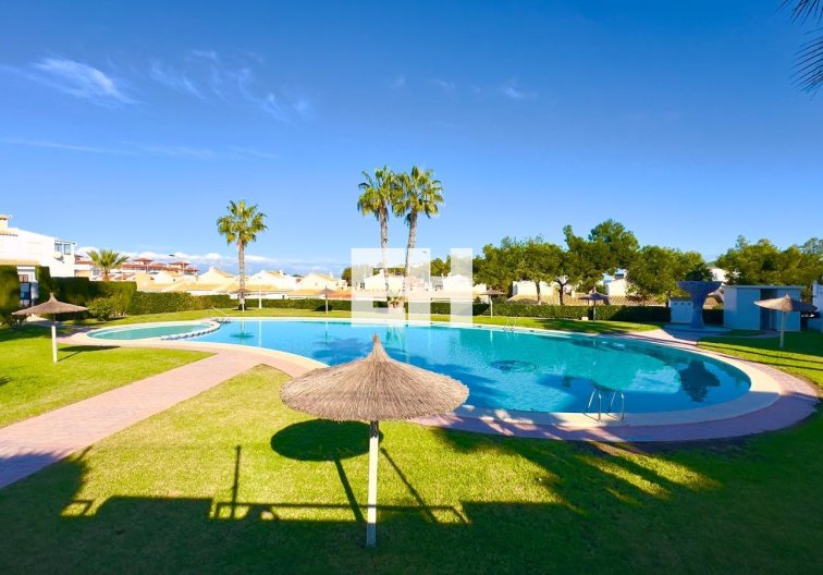 Segunda mano - town house - Torrevieja - La Mata