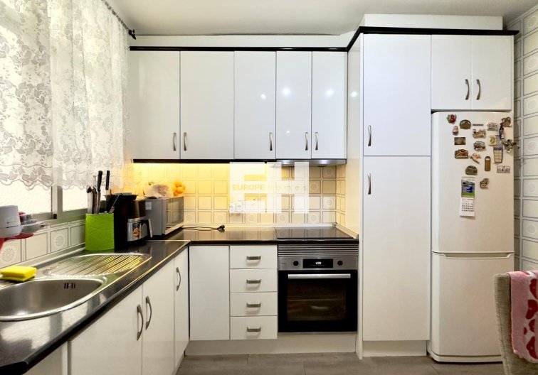 Resale - Apartment - Torrevieja - Centro