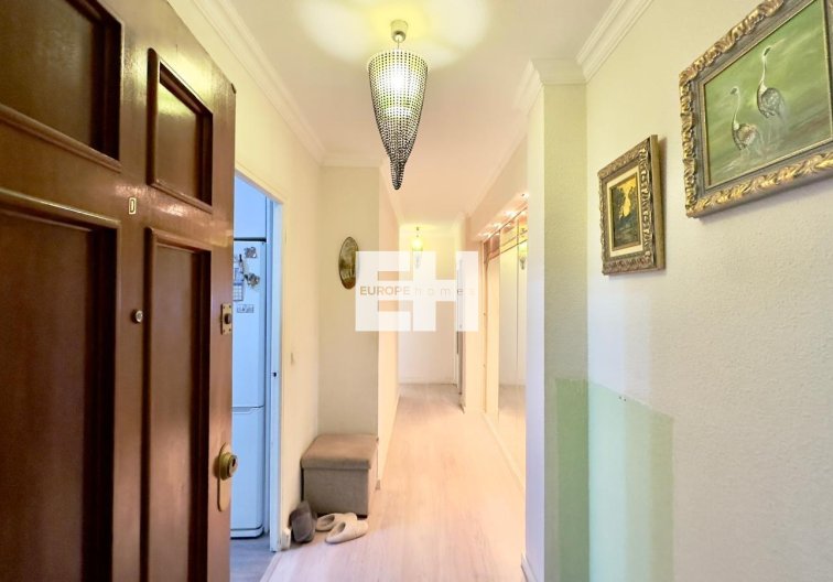 Resale - Apartment - Torrevieja - Centro