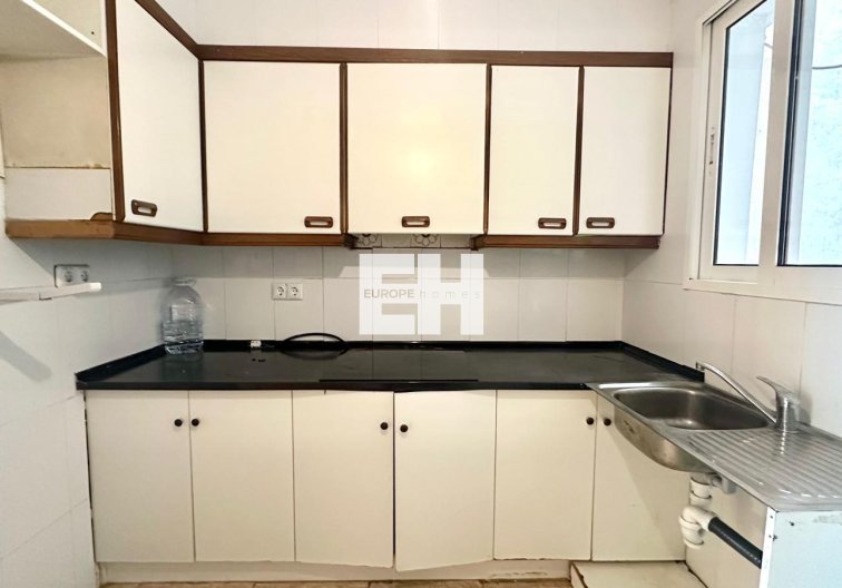 Segunda mano - Apartamento  - Torrevieja - Estacion De Autobuses