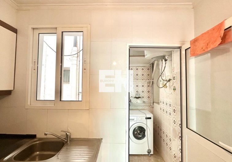 Segunda mano - Apartamento  - Torrevieja - Estacion De Autobuses