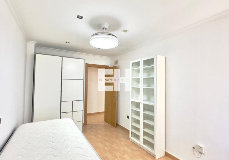 Segunda mano - Apartamento  - Torrevieja - Centro