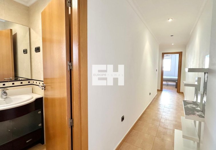 Segunda mano - Apartamento  - Torrevieja - Centro