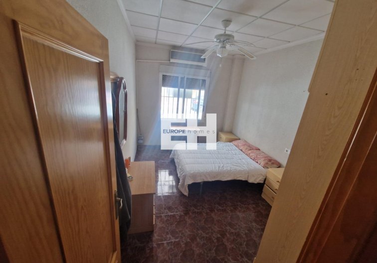 Herverkoop - town house - Torrevieja