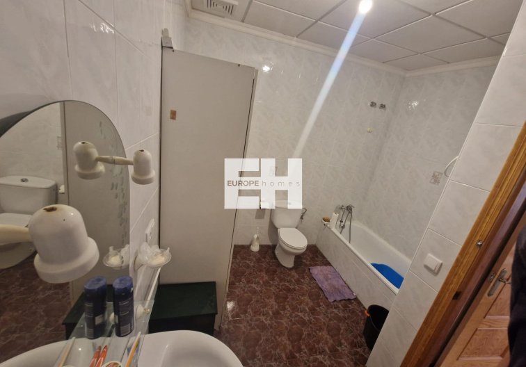 Herverkoop - town house - Torrevieja