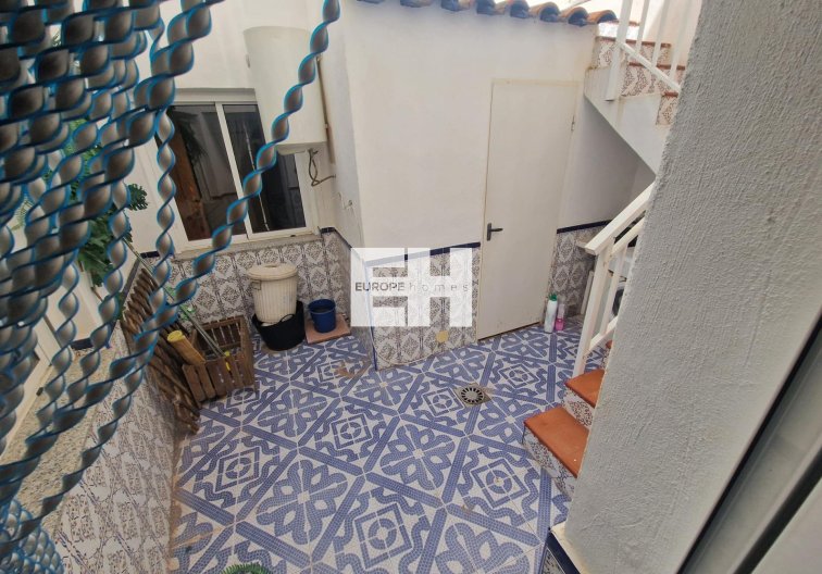 Herverkoop - town house - Torrevieja