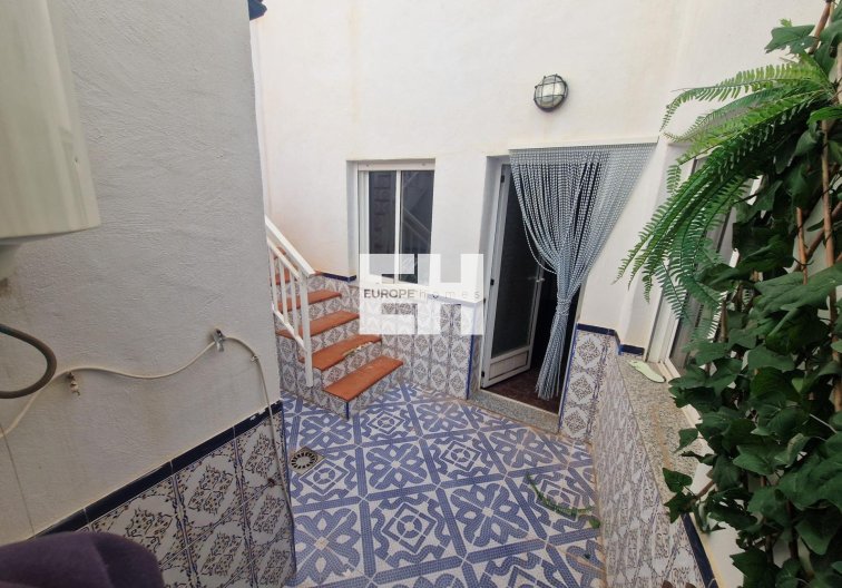 Herverkoop - town house - Torrevieja