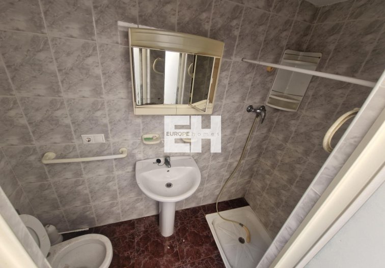 Herverkoop - town house - Torrevieja