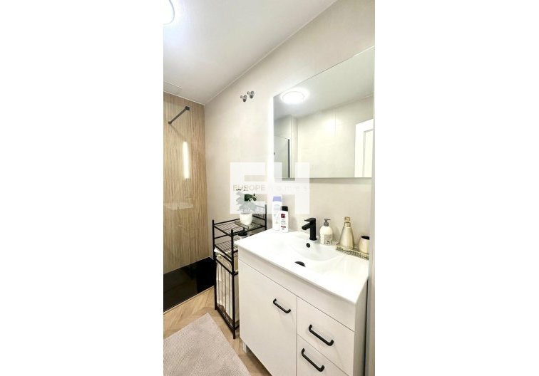 Segunda mano - Apartamento  - Torrevieja - Centro