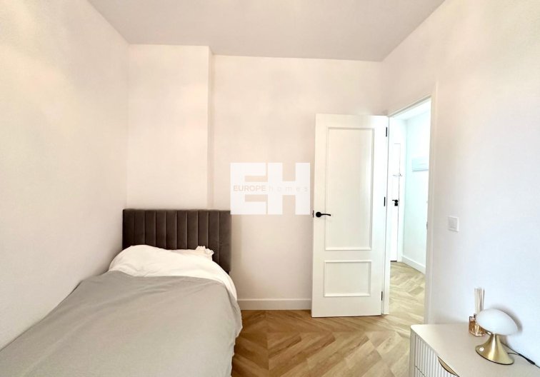 Segunda mano - Apartamento  - Torrevieja - Centro