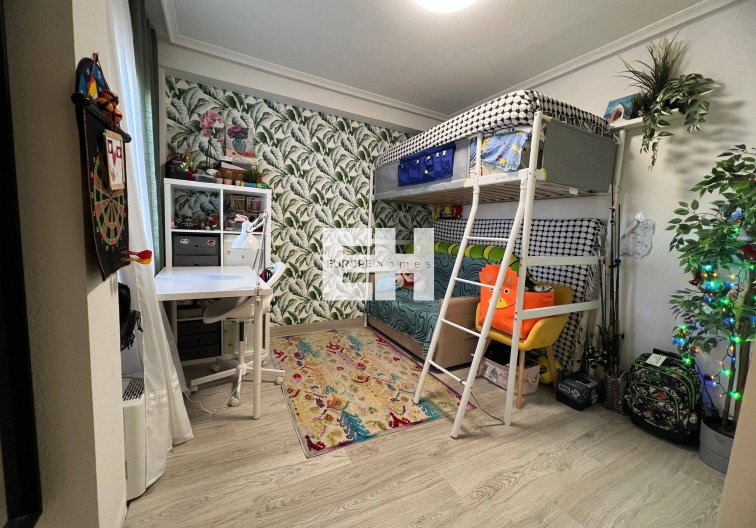 Segunda mano - Apartamento  - Torrevieja - Aguas Nuevas