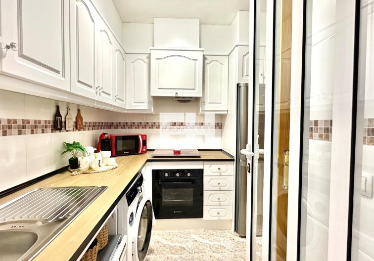 Segunda mano - Apartamento  - Torrevieja - Centro