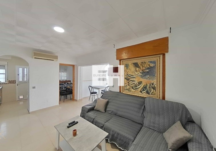 Resale - villa - Torrevieja - San Luis