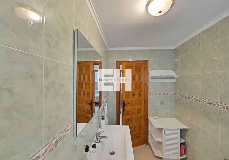 Resale - villa - Torrevieja - San Luis