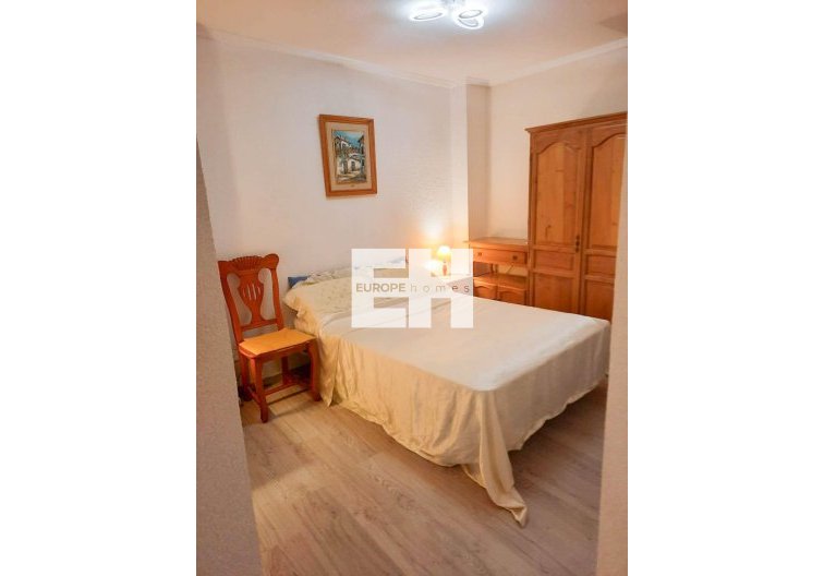 Segunda mano - Apartamento  - Torrevieja - Centro