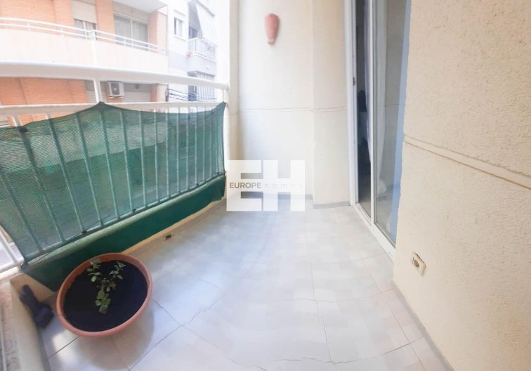 Segunda mano - Apartamento  - Torrevieja - Centro