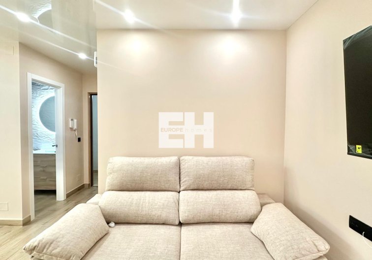 Resale - Apartment - Torrevieja - Centro