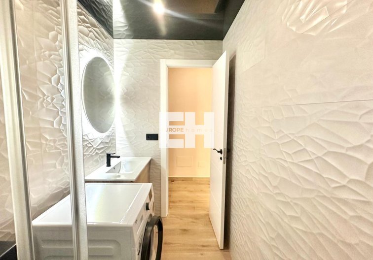 Resale - Apartment - Torrevieja - Centro