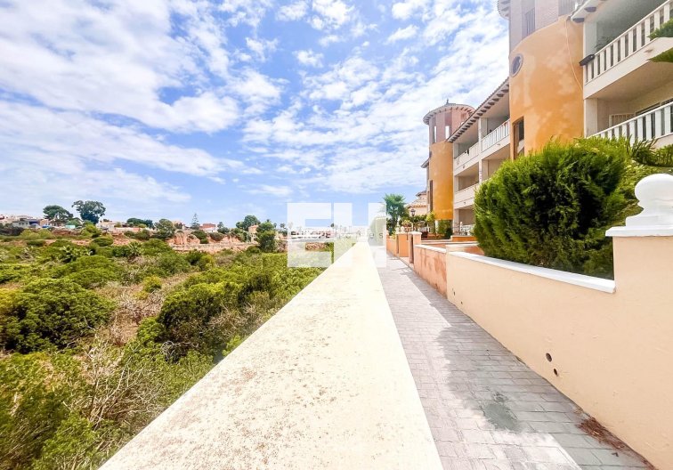 Segunda mano - Bungalow - Orihuela Costa - Lomas De Cabo Roig-los Dolses