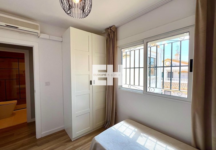 Segunda mano - town house - Orihuela - Urbanización Perla Del Mar