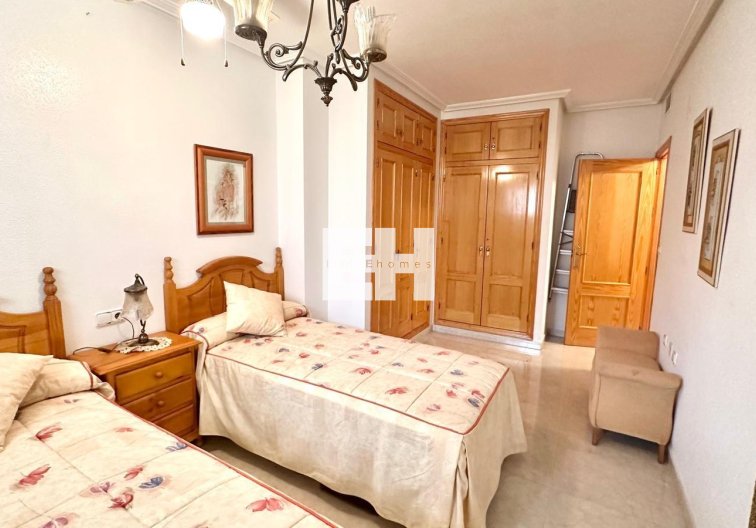 Segunda mano - Atico - Torrevieja - Centro