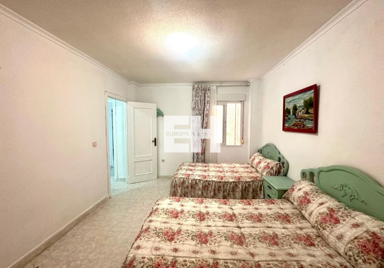 Segunda mano - Apartamento  - Torrevieja - Centro