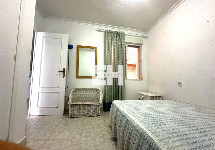 Segunda mano - Apartamento  - Torrevieja - Centro