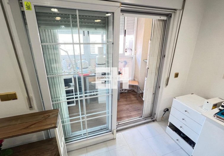 Resale - Apartment - Torrevieja