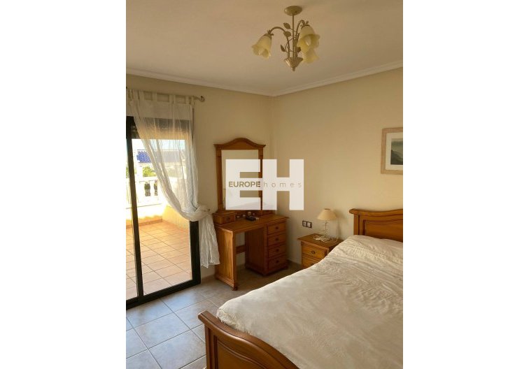 Segunda mano - villa - Orihuela Costa - Villamartín-las Filipinas