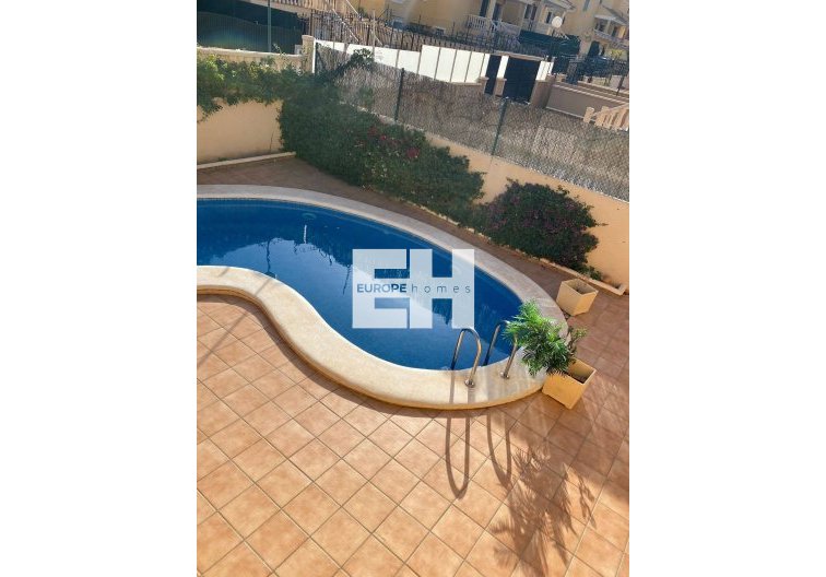 Segunda mano - villa - Orihuela Costa - Villamartín-las Filipinas