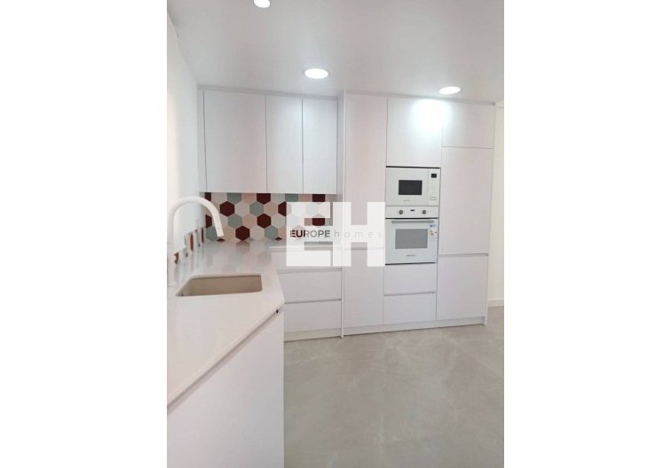 Resale - town house - Pilar de la Horadada