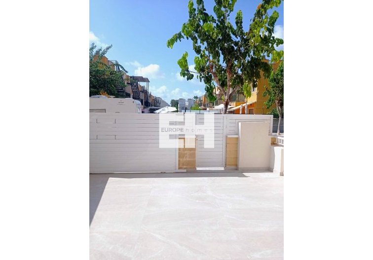 Resale - town house - Pilar de la Horadada