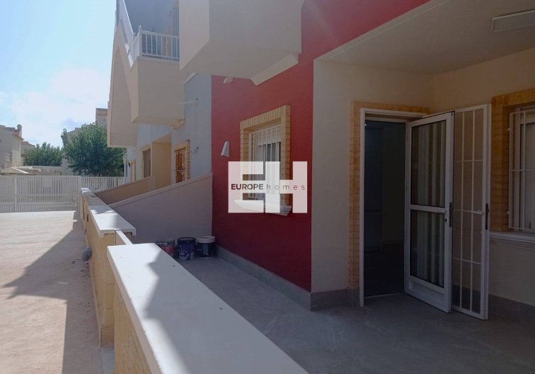 Resale - town house - Pilar de la Horadada