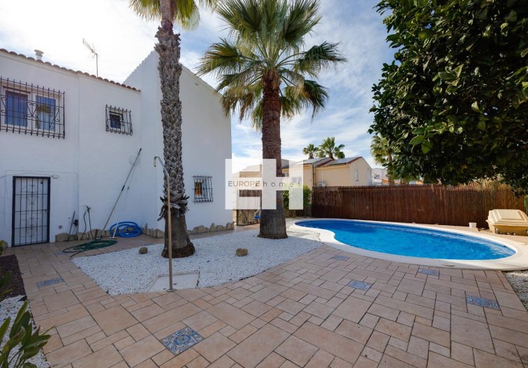 Segunda mano - Semi Detached - Torrevieja - La Siesta - El Salado - Torreta