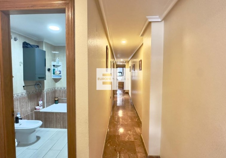 Resale - Apartment - Torrevieja