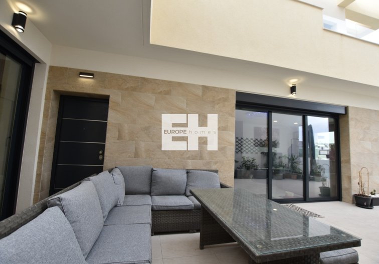 Revente - villa - Los Montesinos - Costa Blanca