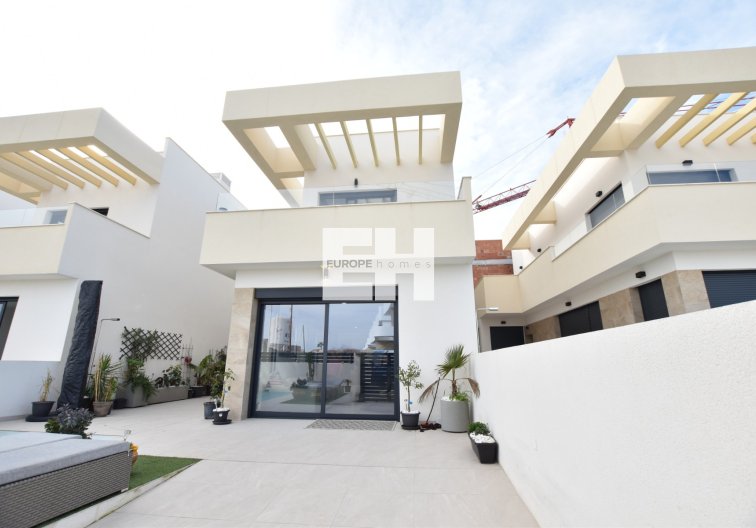 Revente - villa - Los Montesinos - Costa Blanca